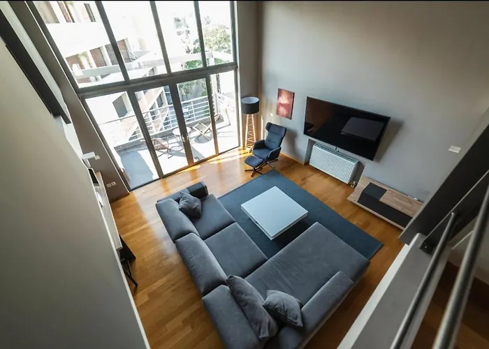 Minimal Brand New Loft Next To Subway