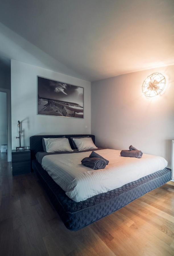 Minimal Brand New Loft Next To Subway Appartement *